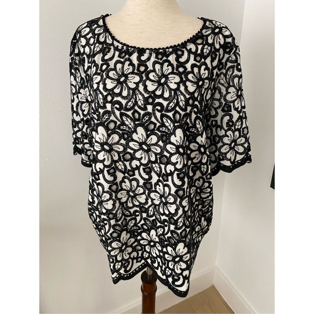 Ruby Rd. Black Lacetop
